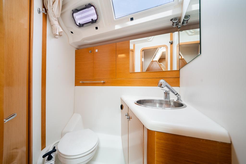 Jeanneau 53 - 5 + 1 cab., picture 15