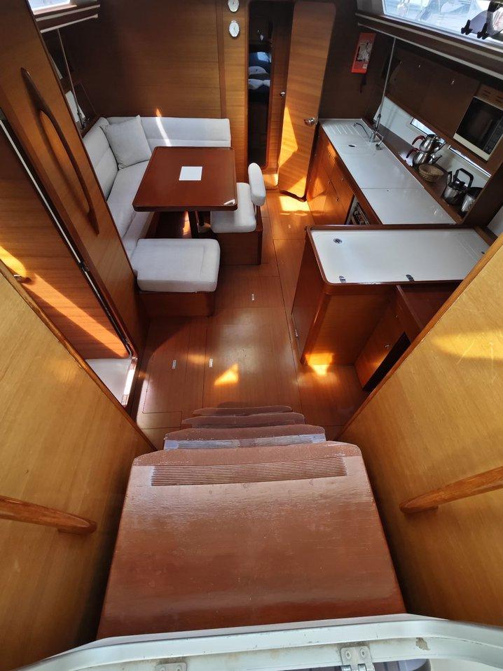 Dufour 450 GL, picture 8