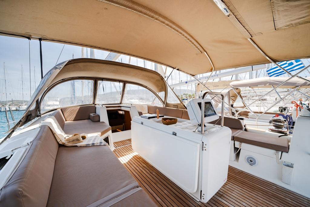 Jeanneau 54 - 5 + 1 cab.	, picture 3