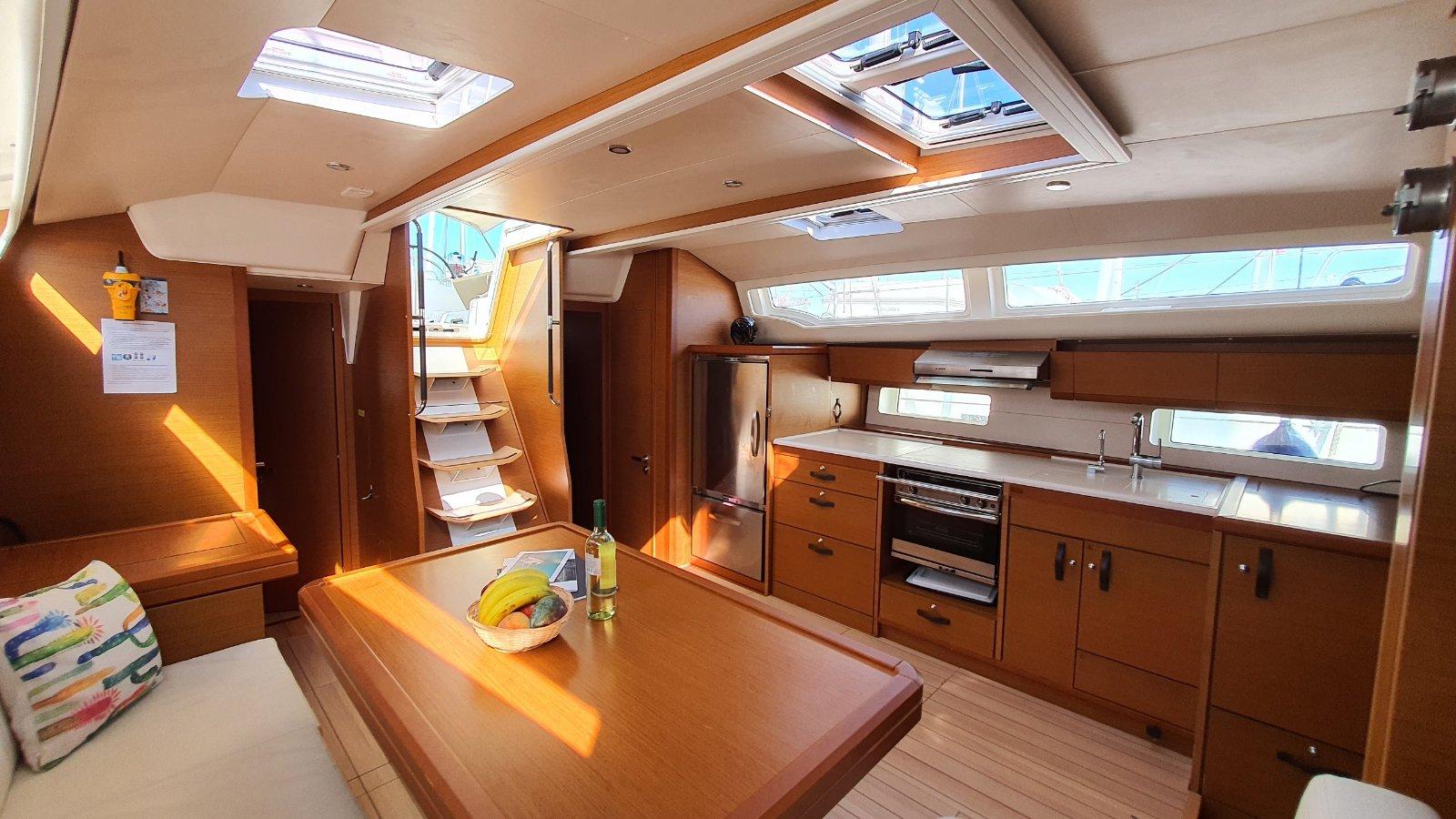 Jeanneau 54 - 5 + 1 cab.	, picture 7