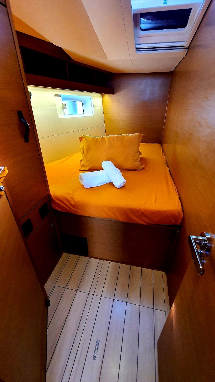 Jeanneau 54 - 5 + 1 cab.	, picture 11