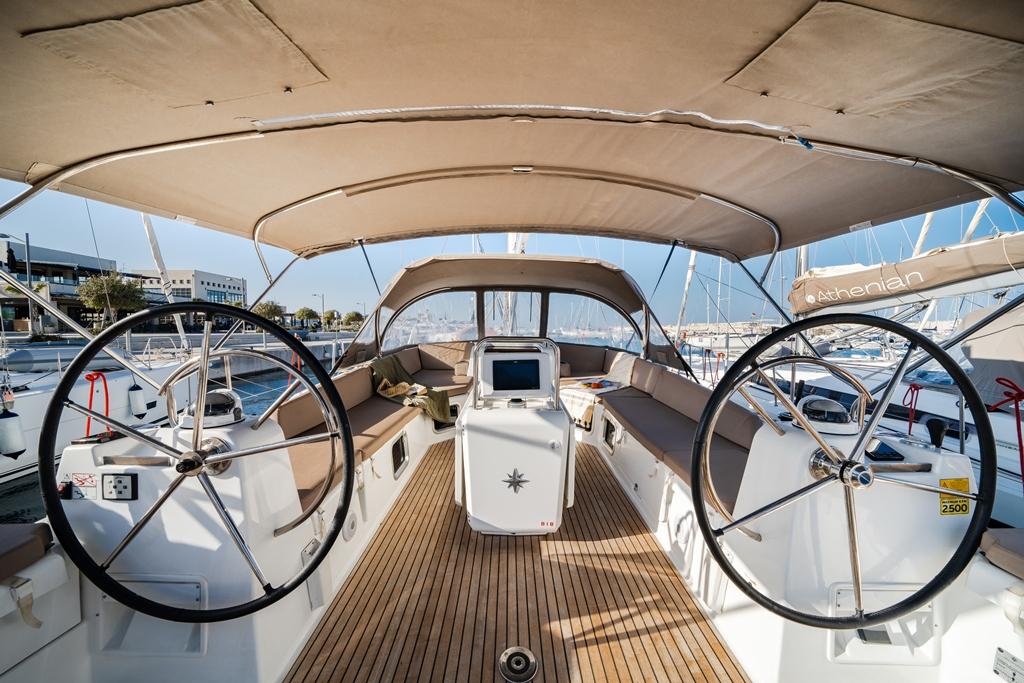 Jeanneau 54 - 5 + 1 cab.	, picture 3