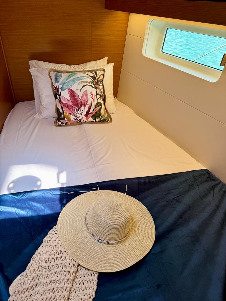 Jeanneau 54 - 5 + 1 cab.	, picture 11