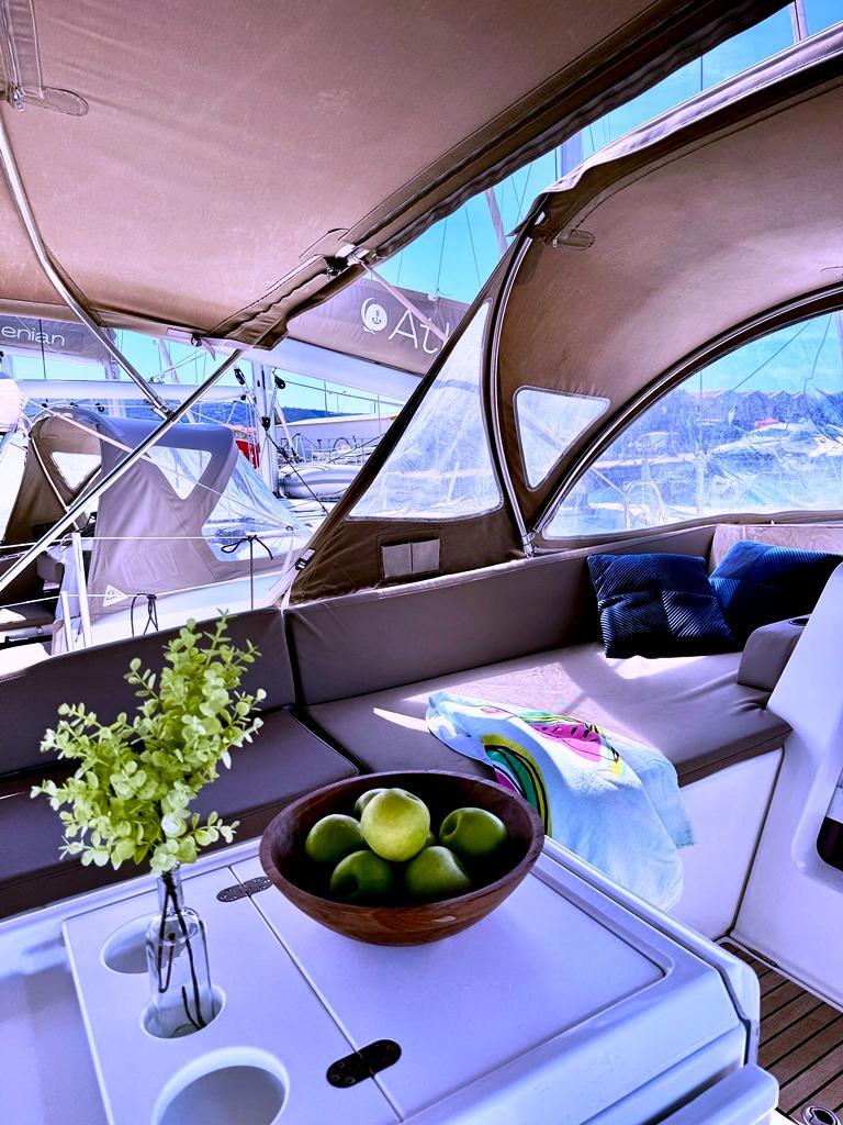 Jeanneau 54 - 5 + 1 cab.	, picture 4