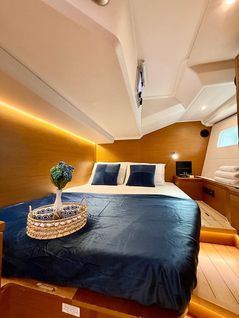 Jeanneau 54 - 5 + 1 cab.	, picture 9