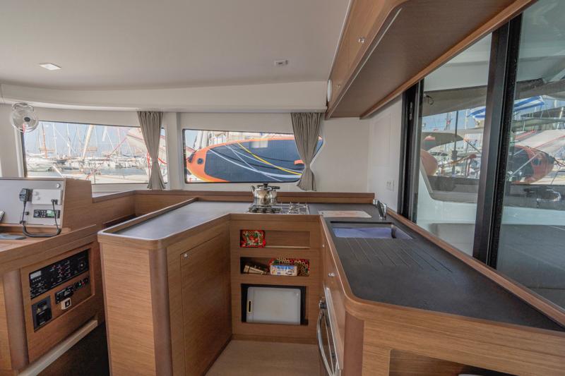 Lagoon 42 - 4 + 1 cab., picture 16
