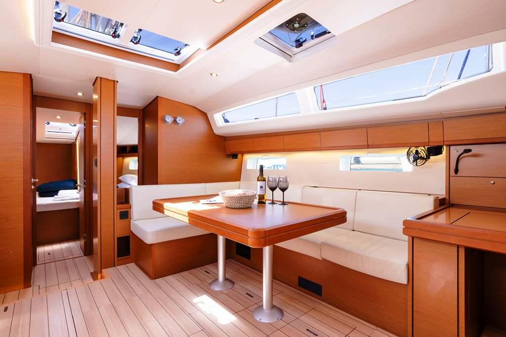 Jeanneau 54 - 5 + 1 cab.	, picture 5