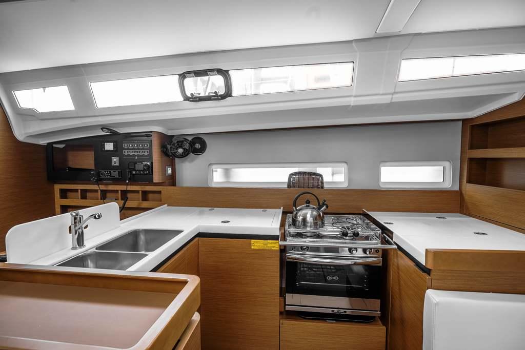 Sun Odyssey 410 - 3 cab., picture 8