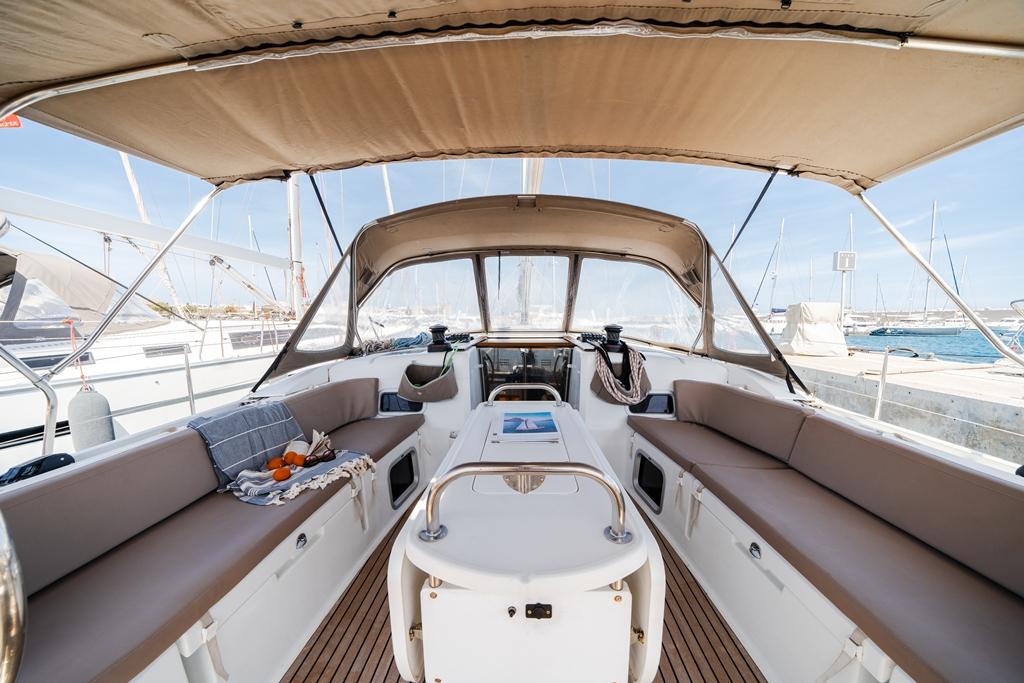 Sun Odyssey 519 - 5 cab., picture 3