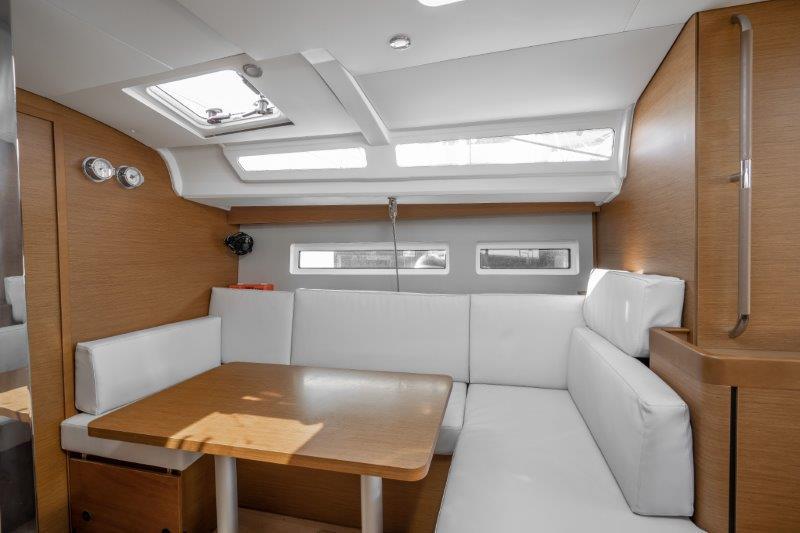 Sun Odyssey 440 - 4 cab., picture 10