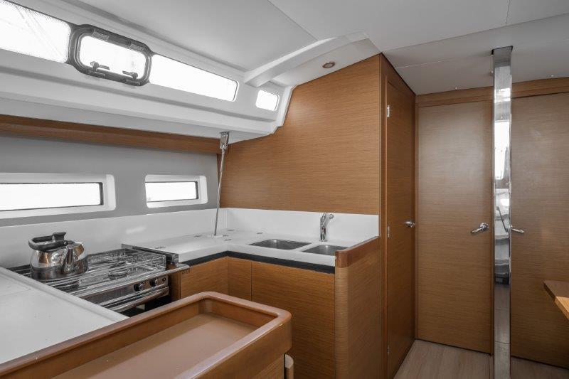 Sun Odyssey 440 - 4 cab., picture 12