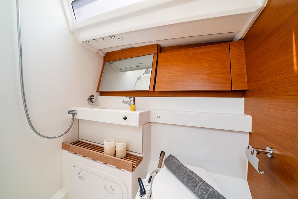 Sun Odyssey 440 - 4 cab., picture 5