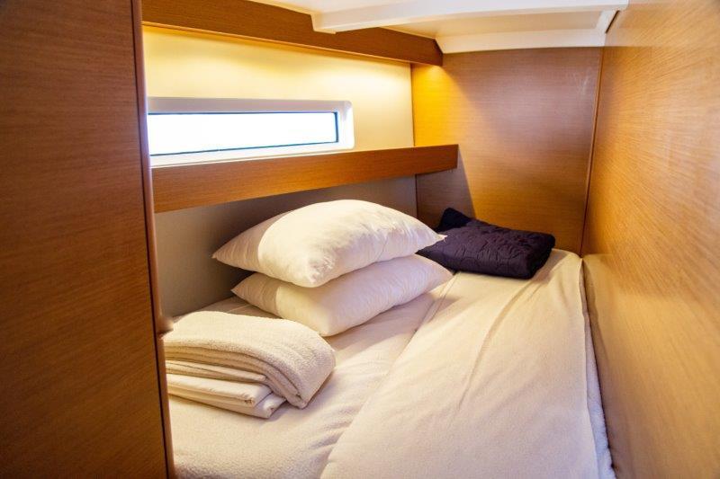 Sun Odyssey 440 - 4 cab., picture 12