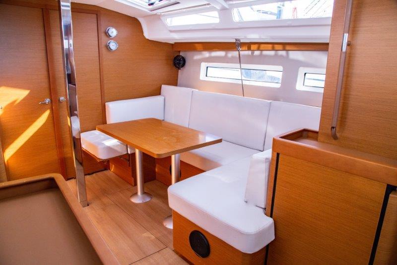 Sun Odyssey 440 - 4 cab., picture 6