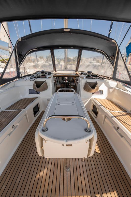 Sun Odyssey 519 - 4 cab., picture 4