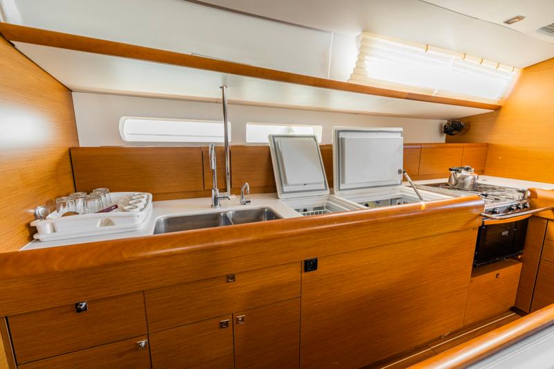 Sun Odyssey 519 - 4 cab., picture 7