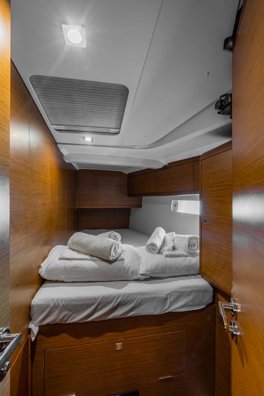 Sun Odyssey 519 - 4 cab., picture 13