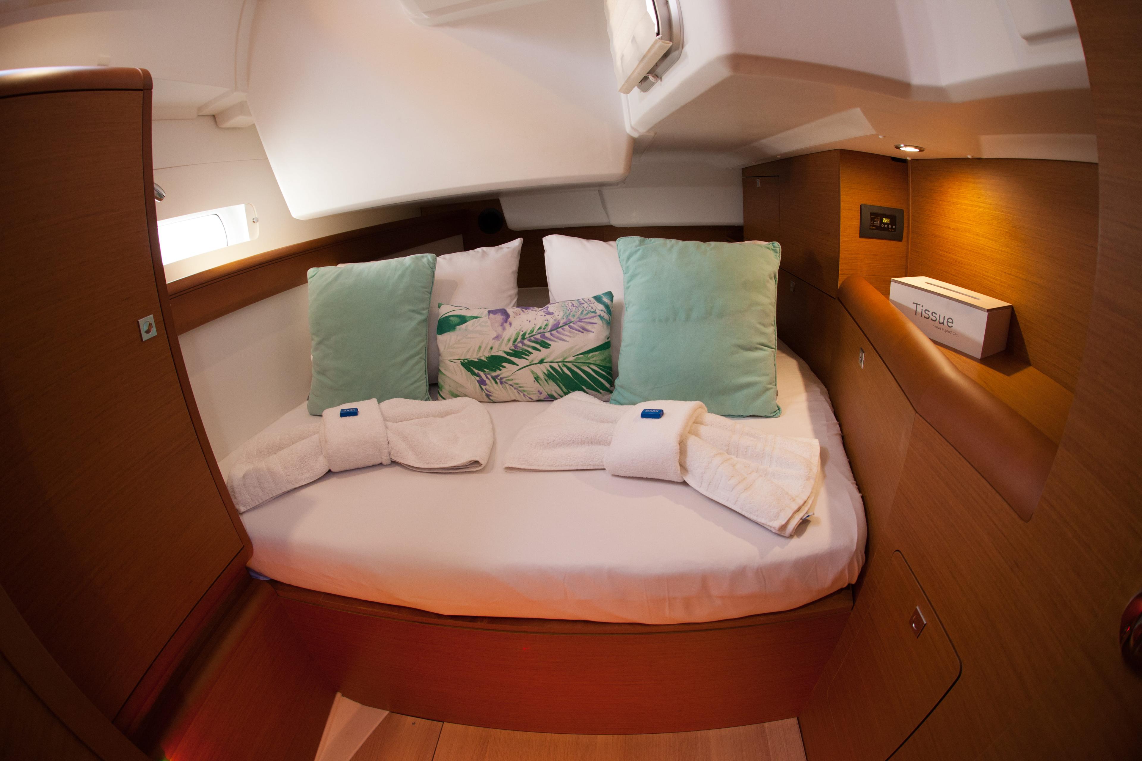 Sun Odyssey 519 - 5 cab., picture 9