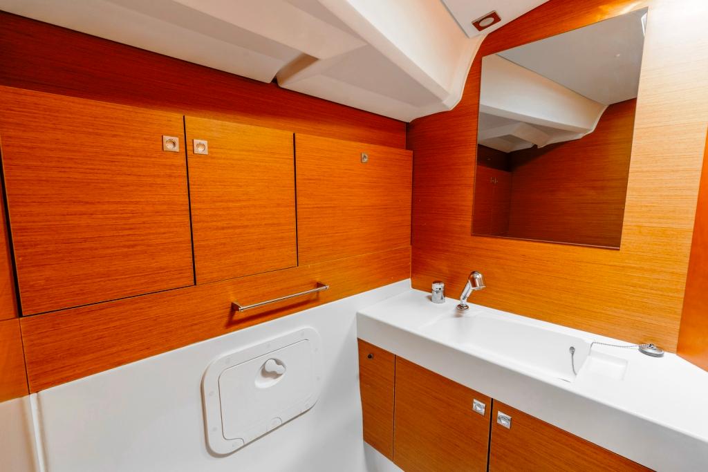 Sun Odyssey 519 - 5 cab., picture 9
