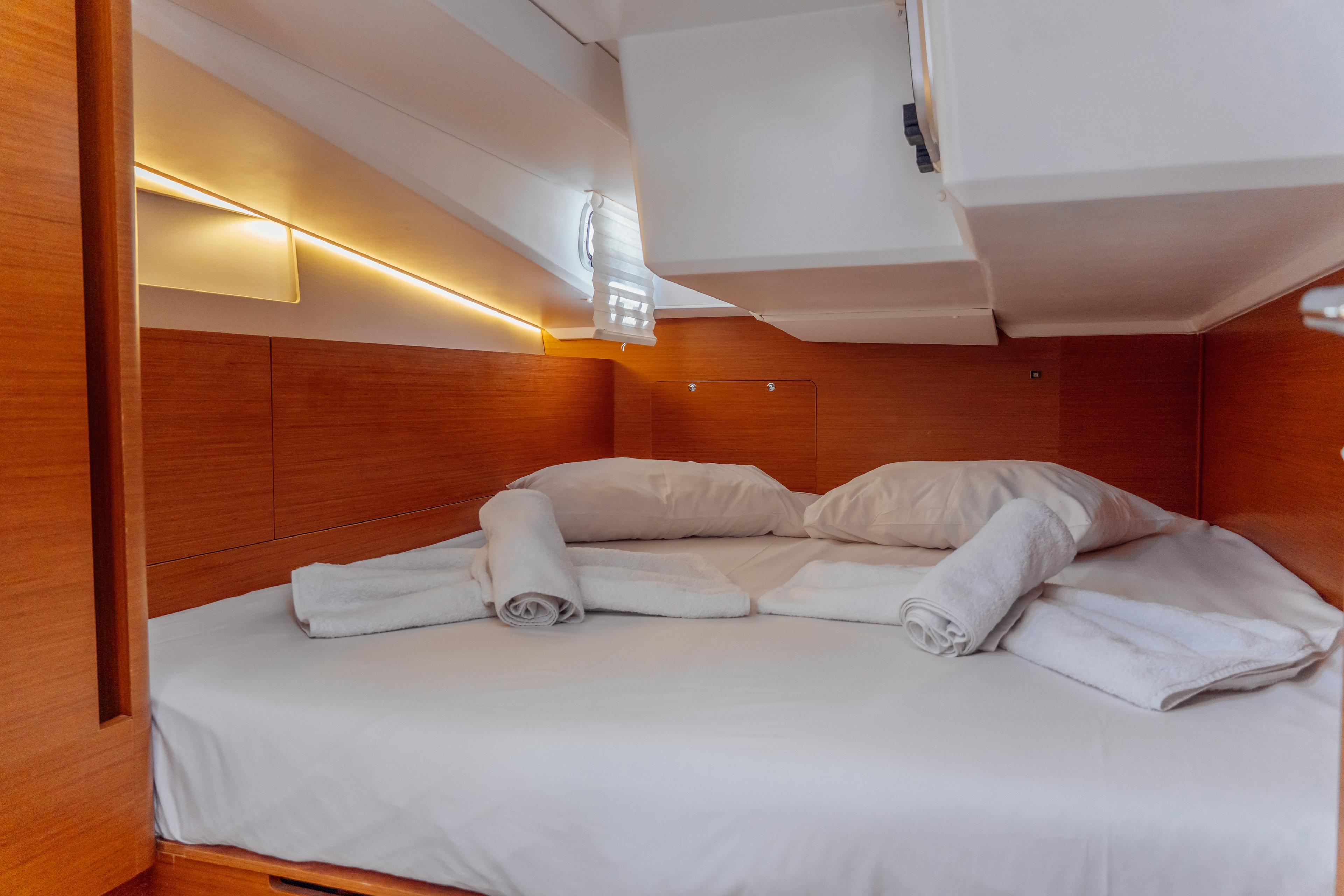 Sun Odyssey 490 - 4 cab., picture 6