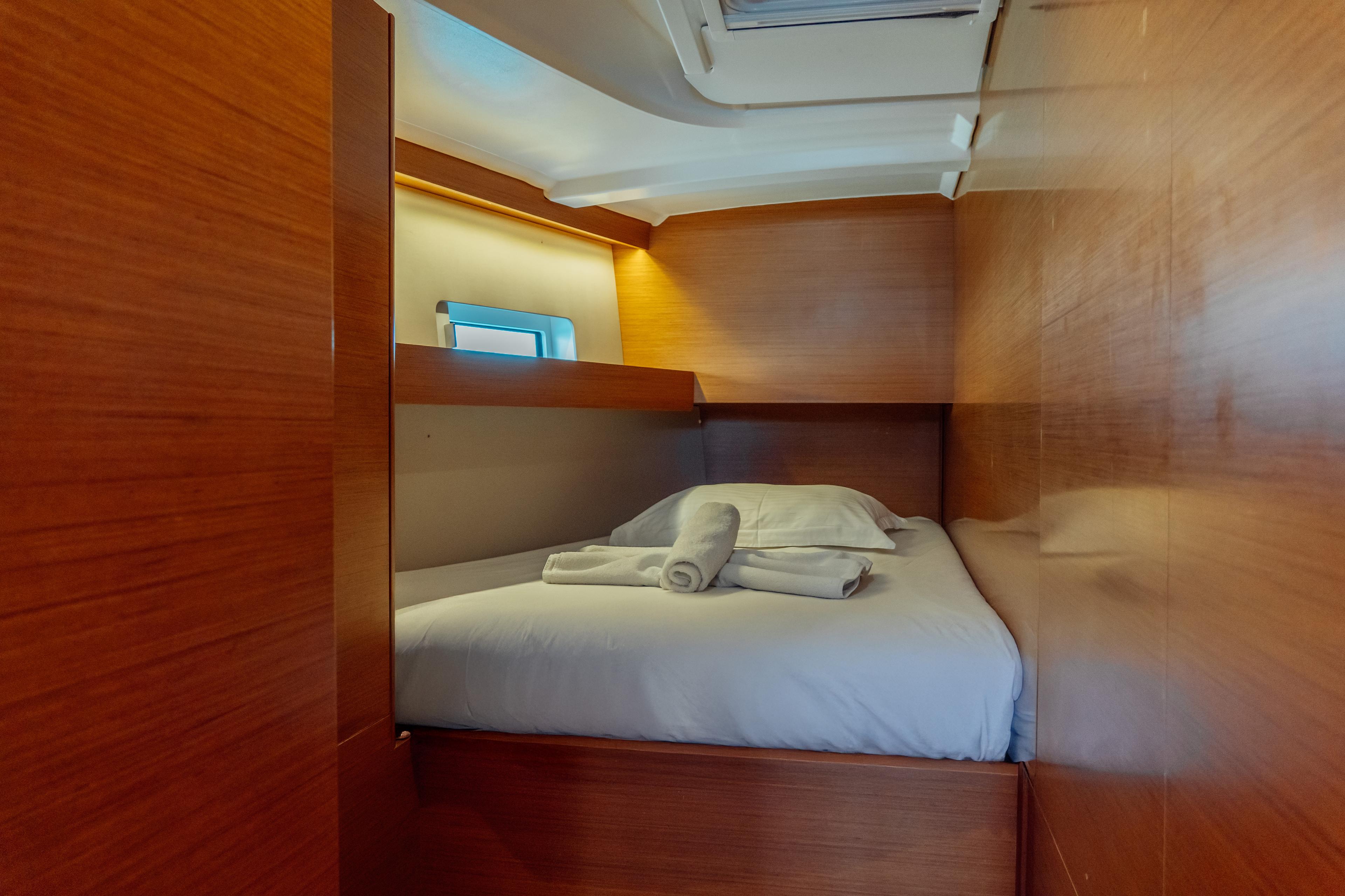 Sun Odyssey 490 - 4 cab., picture 11