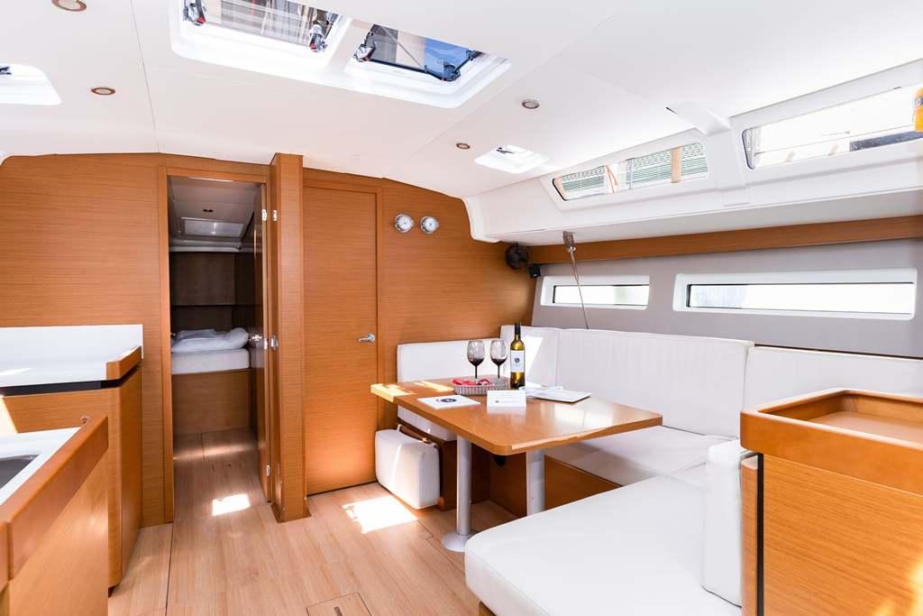 Sun Odyssey 490 - 4 cab., picture 5