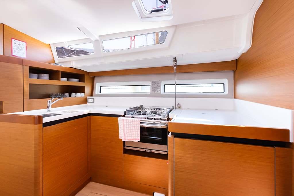 Sun Odyssey 490 - 4 cab., picture 6