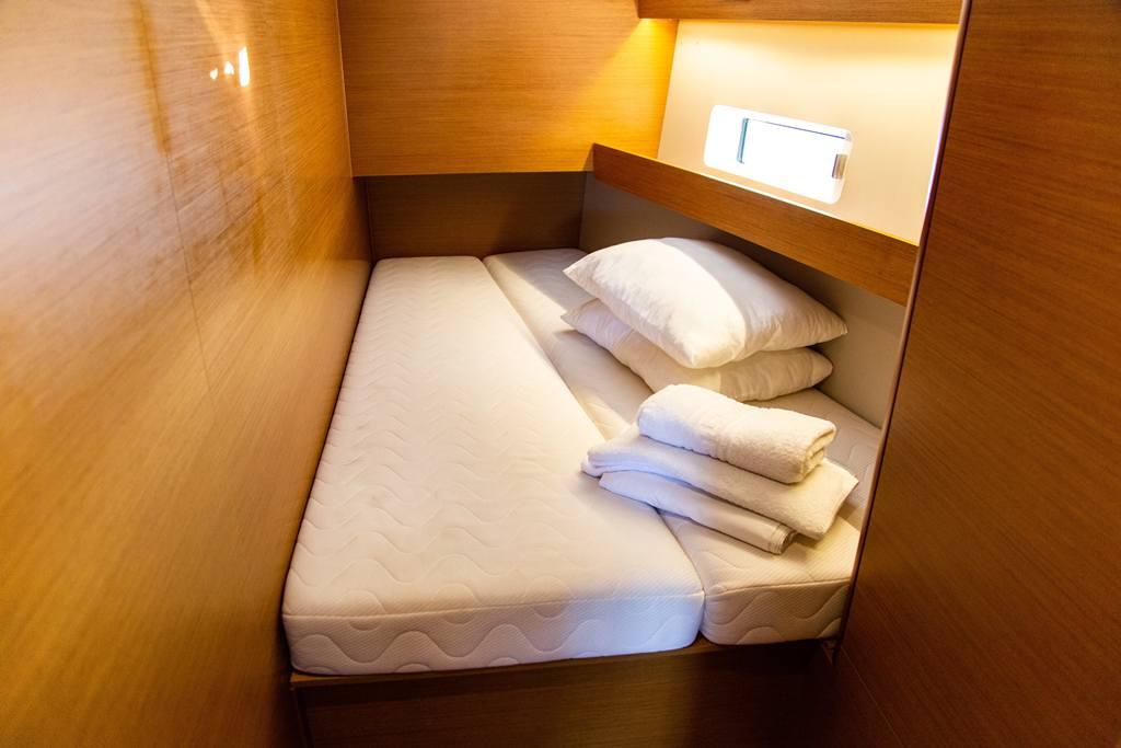 Sun Odyssey 490 - 4 cab., picture 4