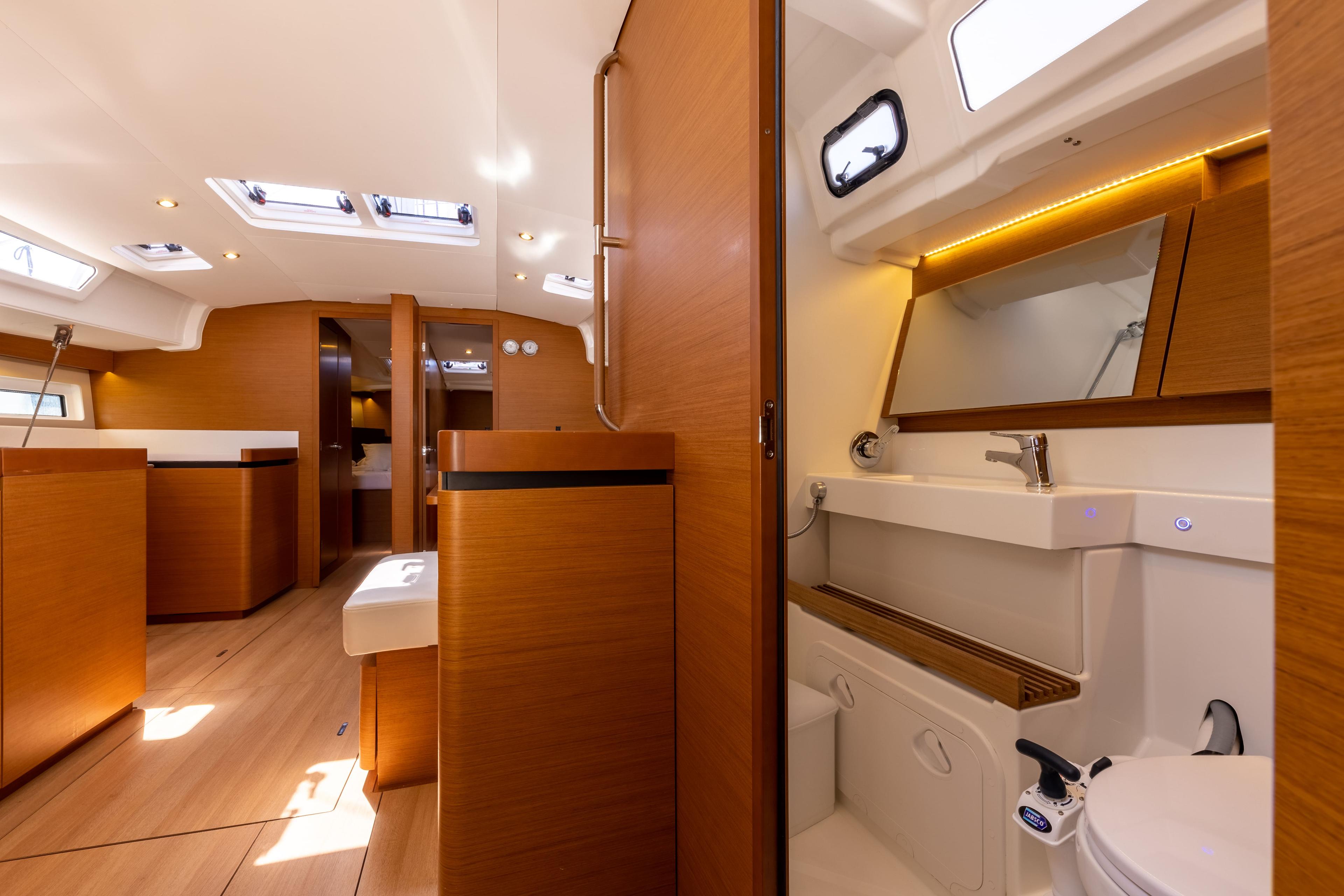 Sun Odyssey 490 - 4 cab., picture 5