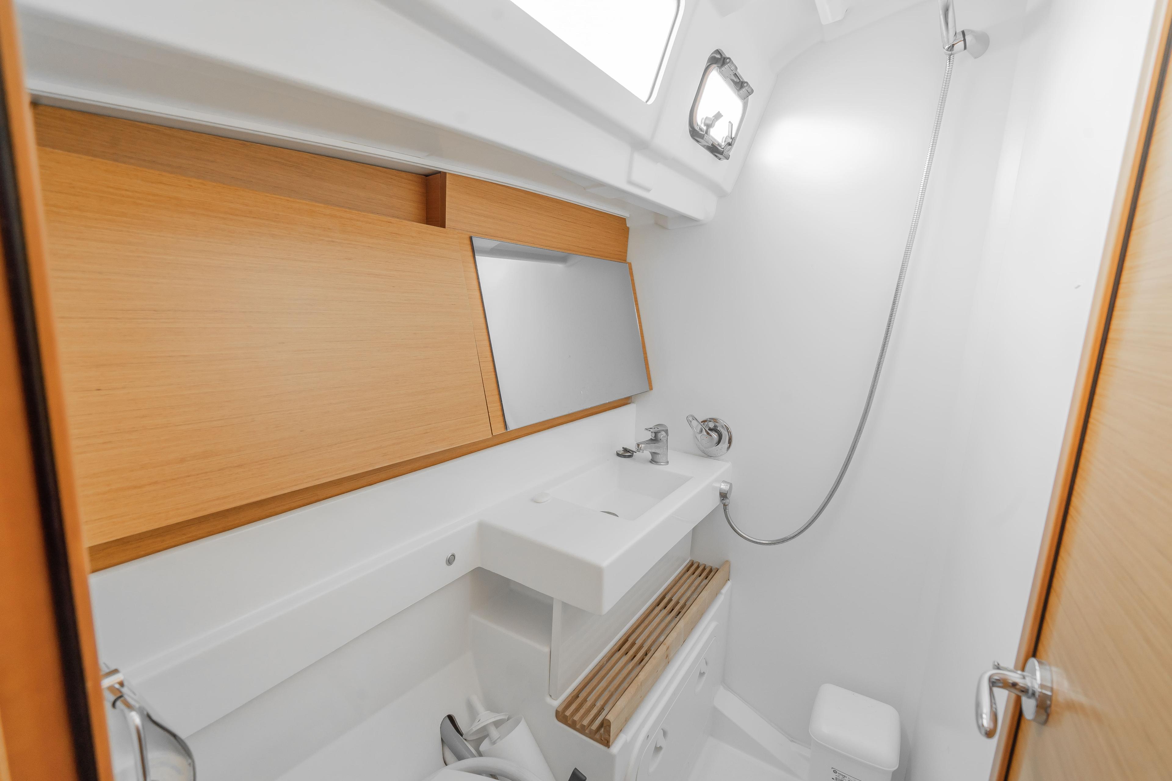 Sun Odyssey 490 - 4 cab., picture 7