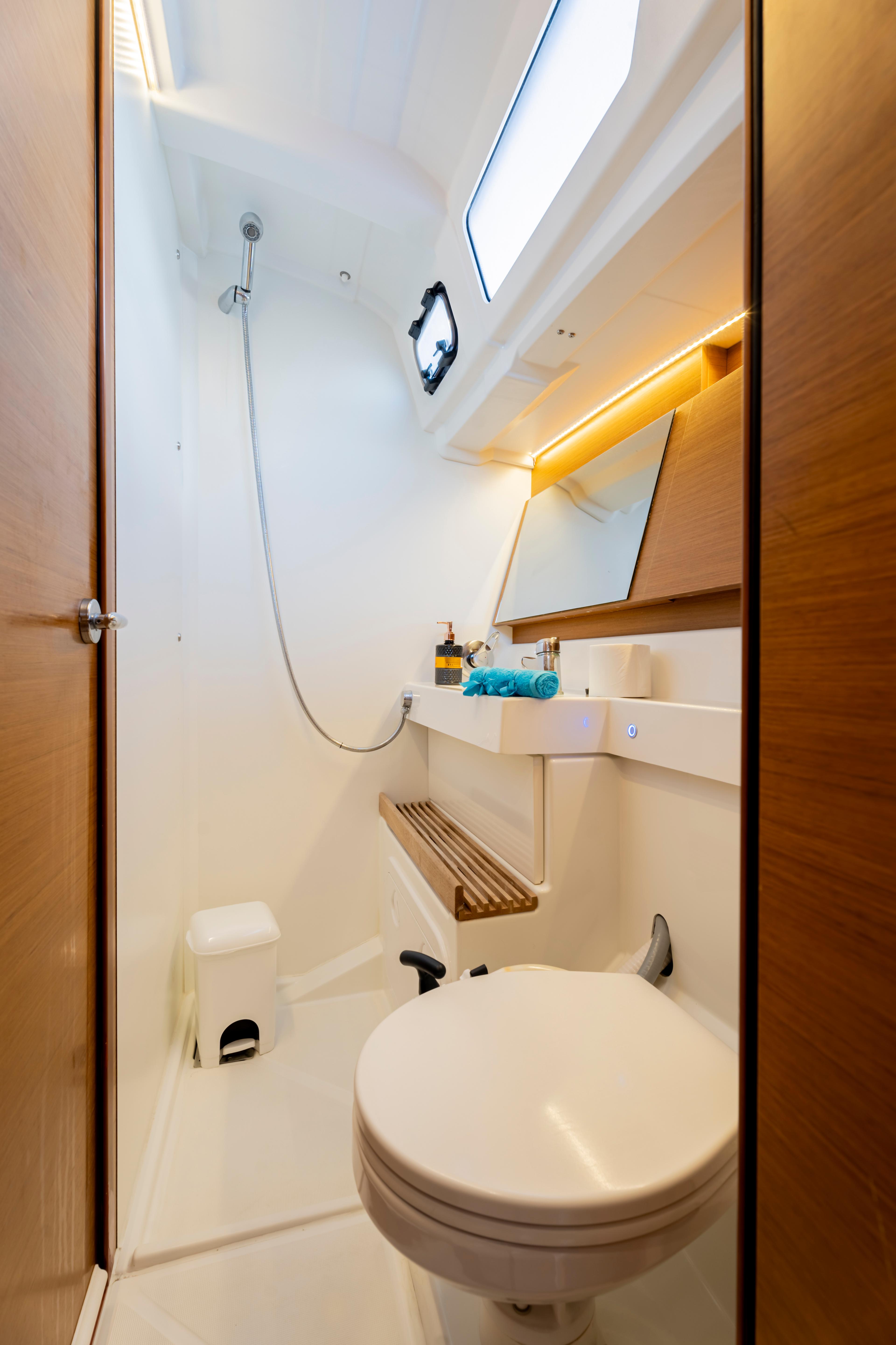 Sun Odyssey 490 - 4 cab., picture 8