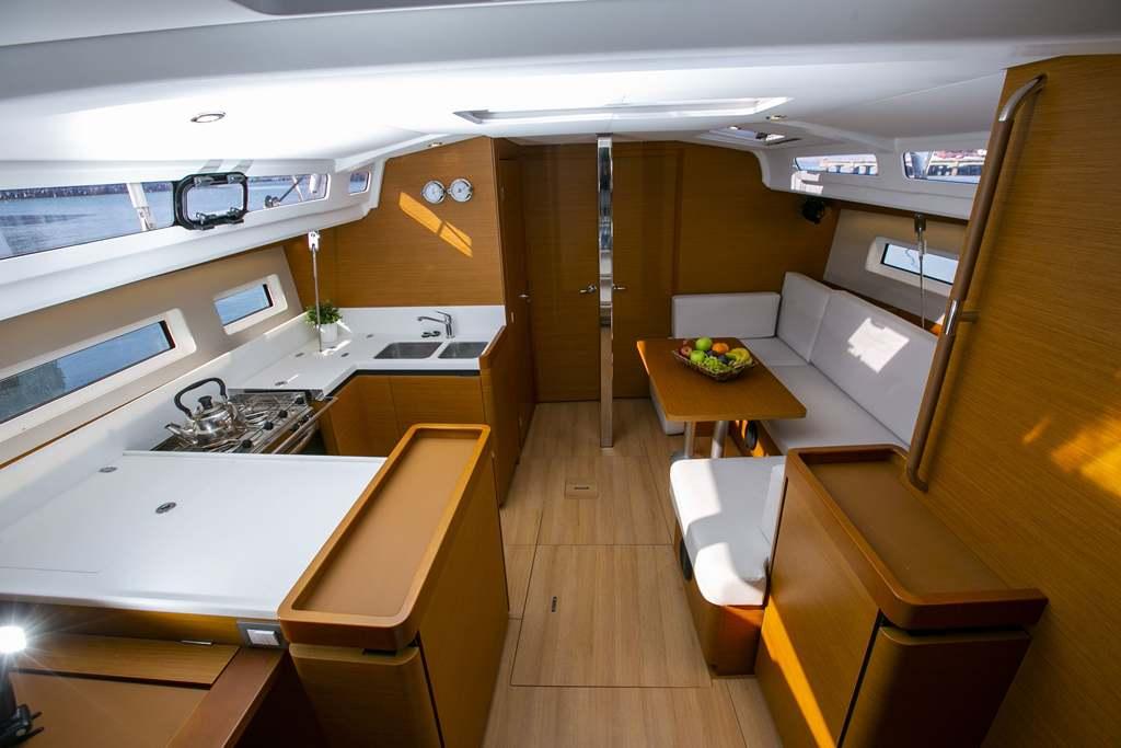 Sun Odyssey 440 - 4 cab., picture 8