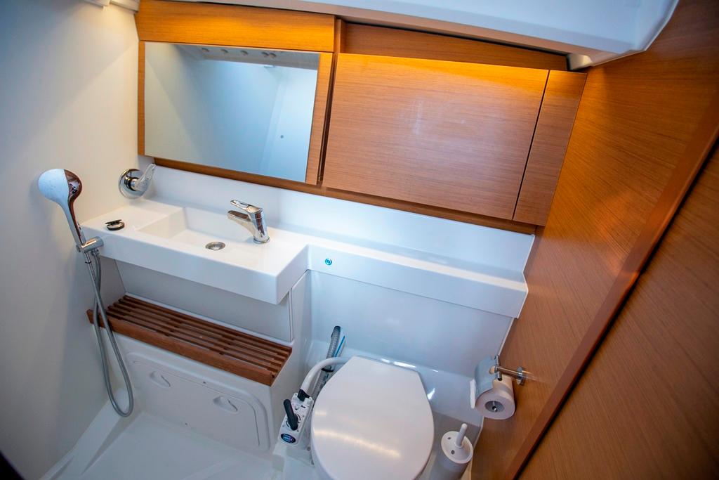 Sun Odyssey 440 - 4 cab., picture 13