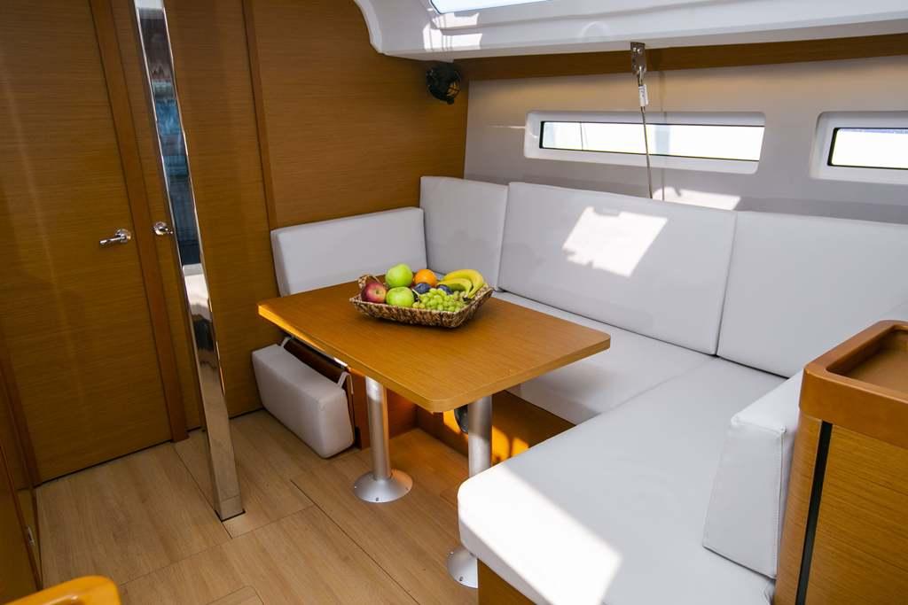 Sun Odyssey 440 - 4 cab., picture 7