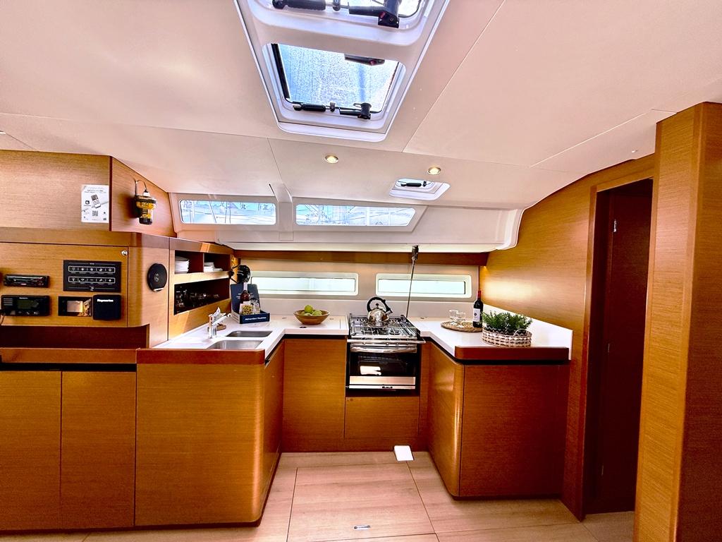 Sun Odyssey 490 - 4 cab., picture 4