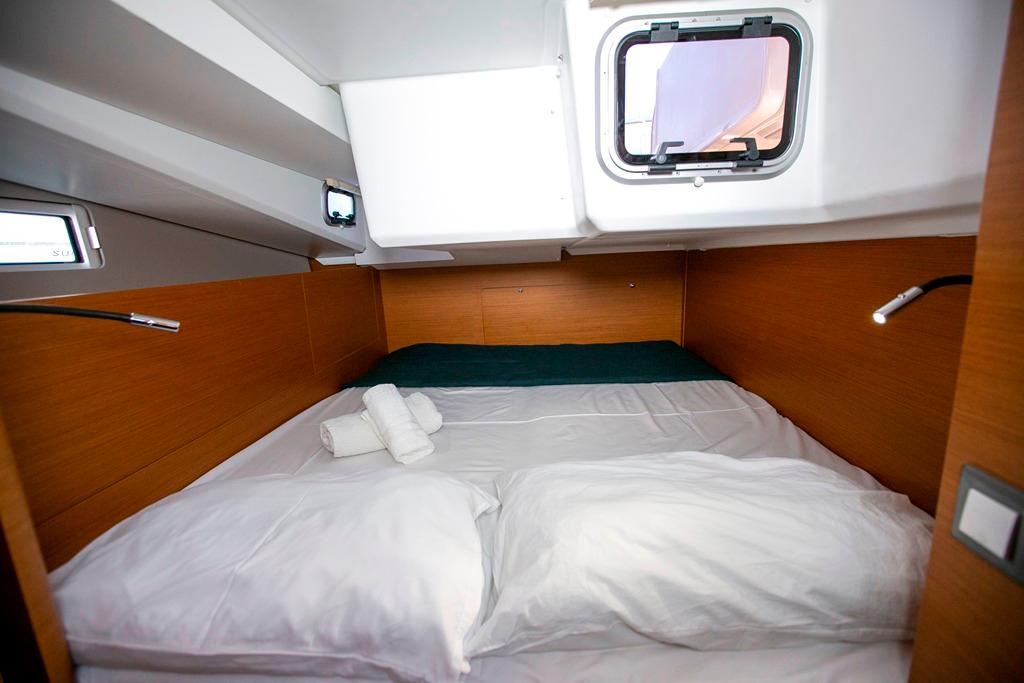 Sun Odyssey 440 - 4 cab., picture 12