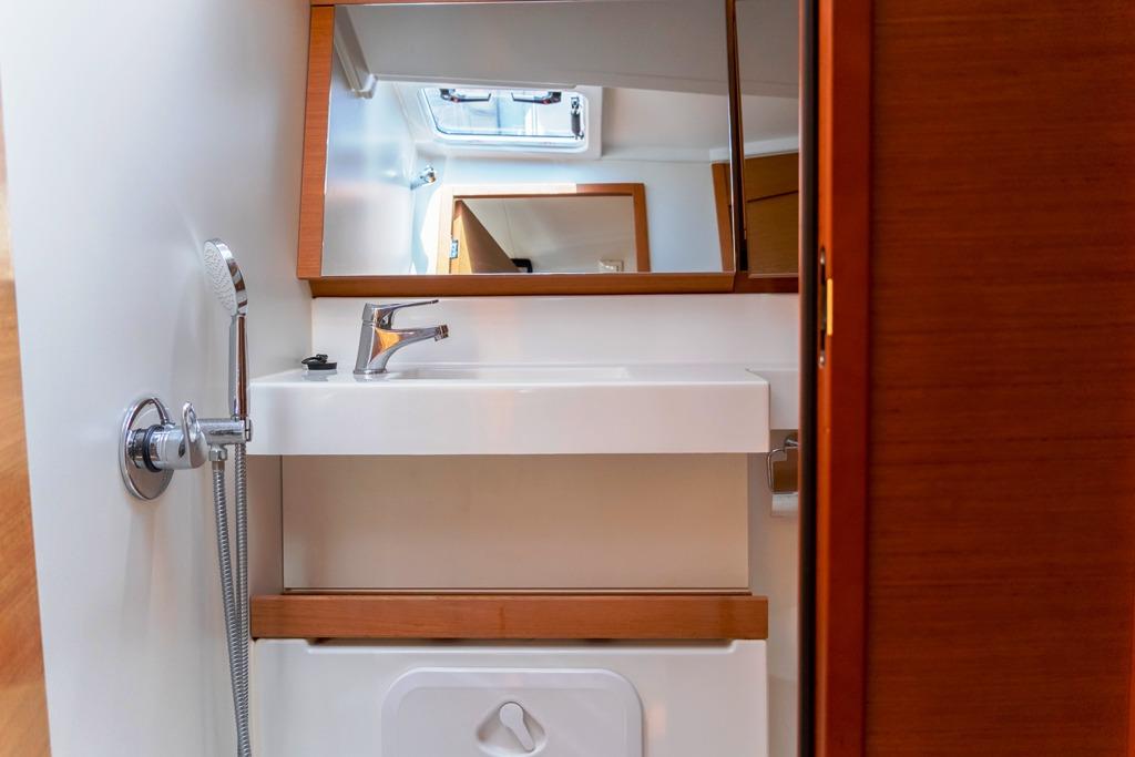 Sun Odyssey 440 - 4 cab., picture 12