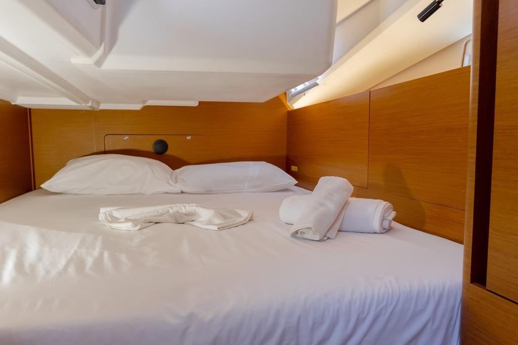 Sun Odyssey 440 - 4 cab., picture 9