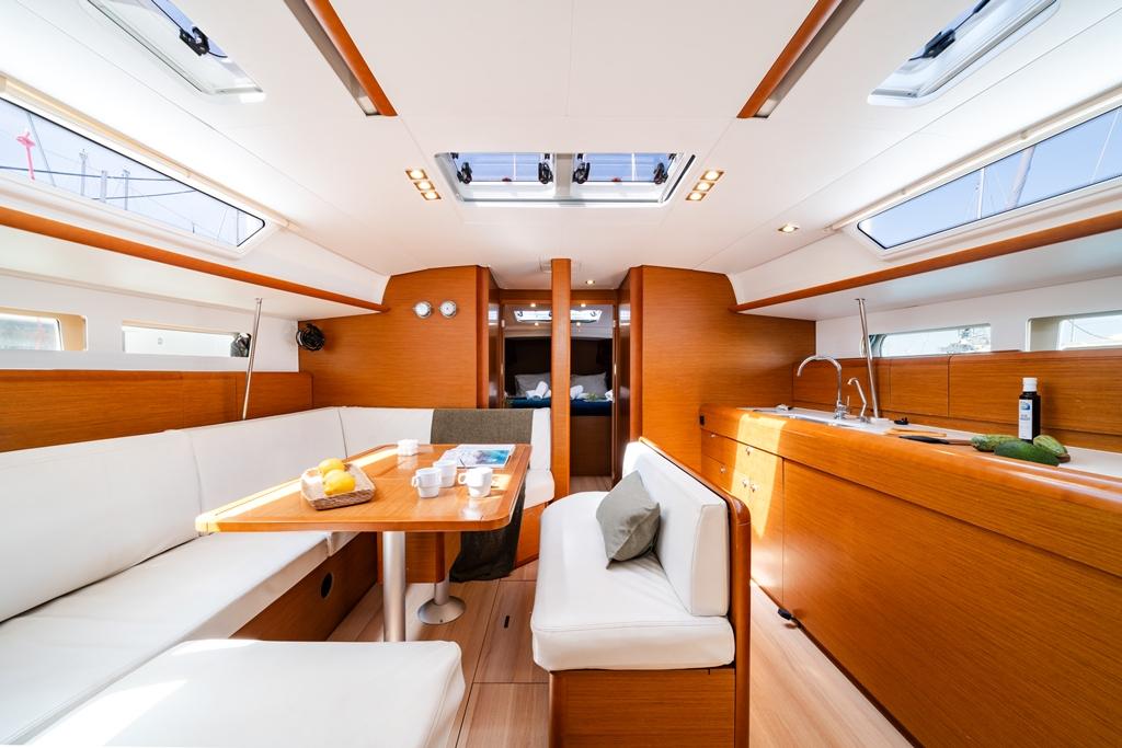 Sun Odyssey 479 - 4 cab., picture 5