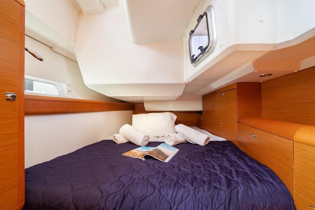 Sun Odyssey 479 - 4 cab., picture 12