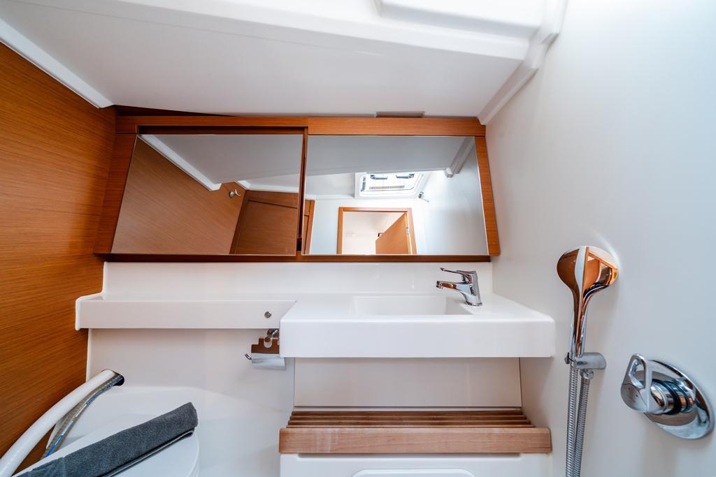 Sun Odyssey 440 - 4 cab., picture 13