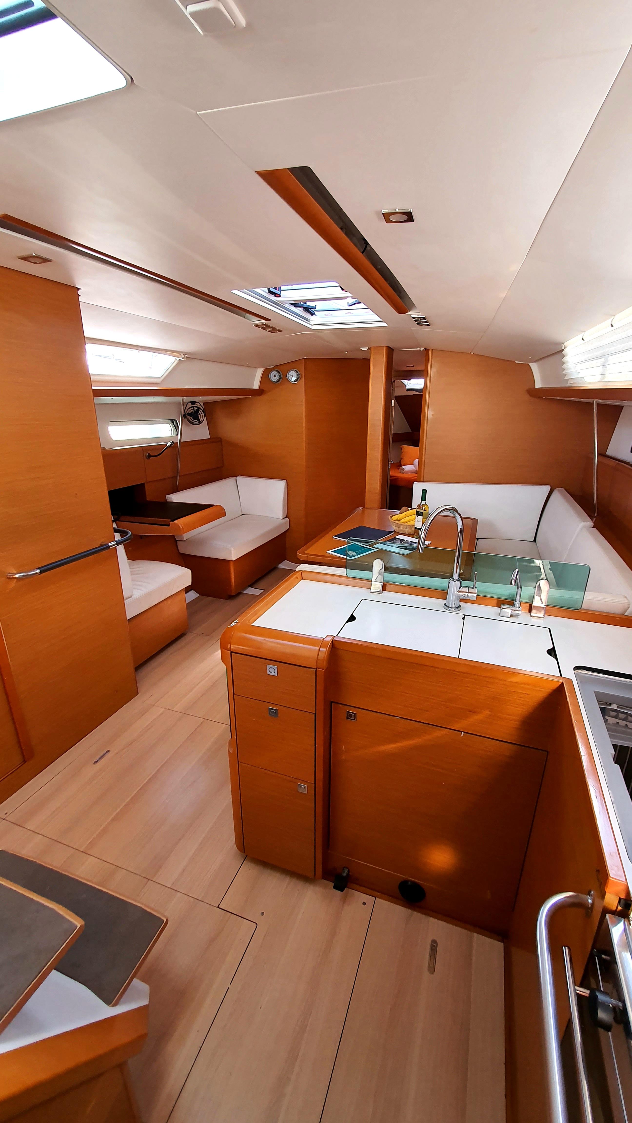 Sun Odyssey 449, picture 9