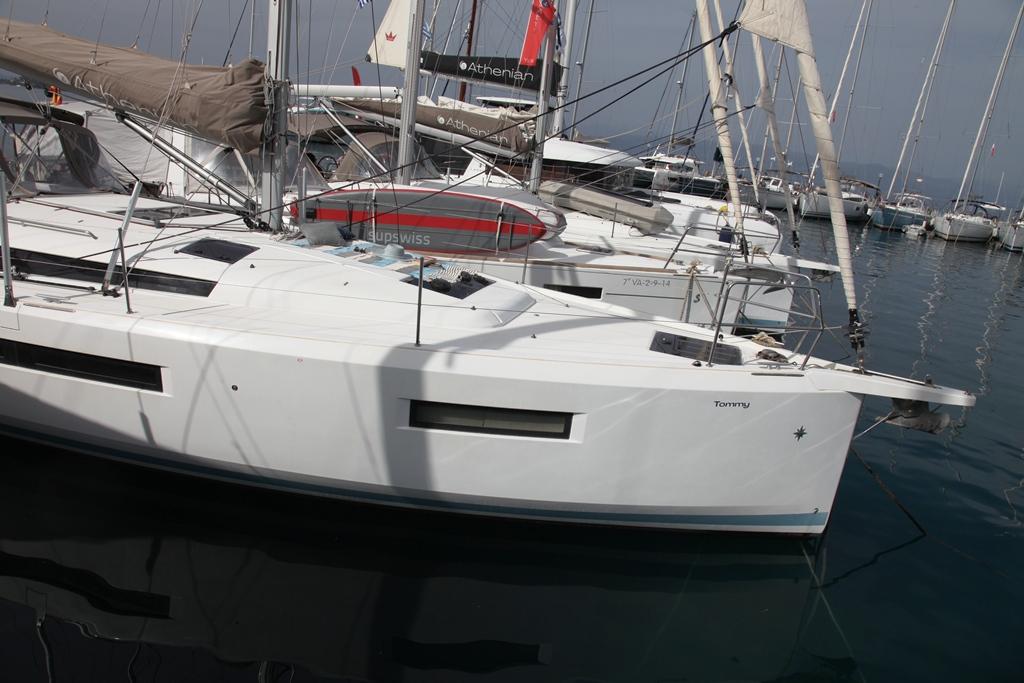 Sun Odyssey 440 - 4 cab., picture 4