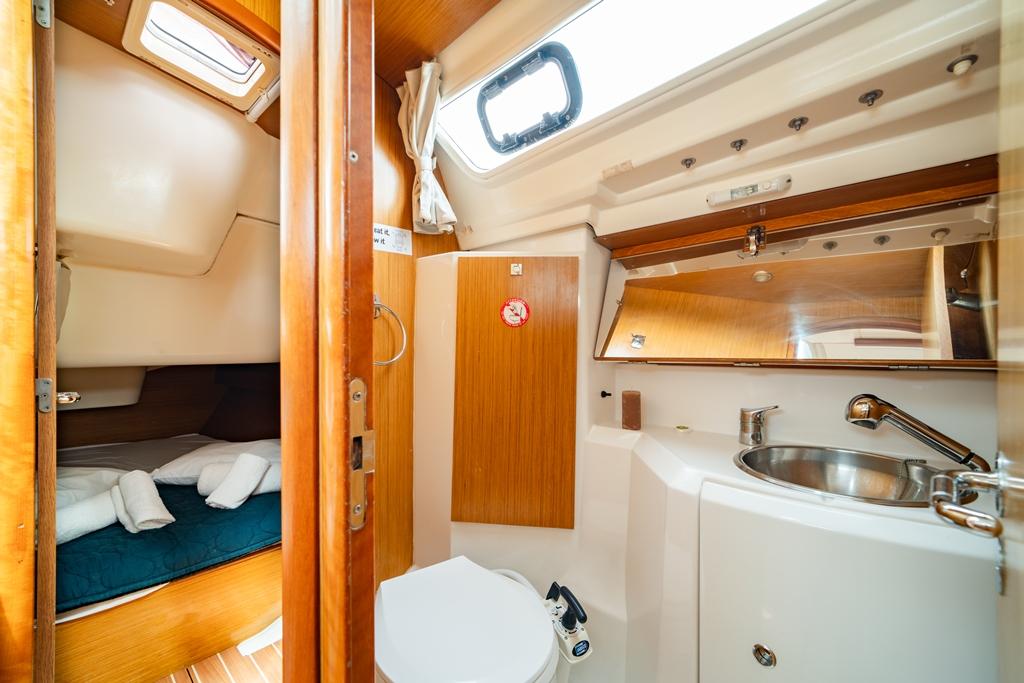 Sun Odyssey 36i, picture 9