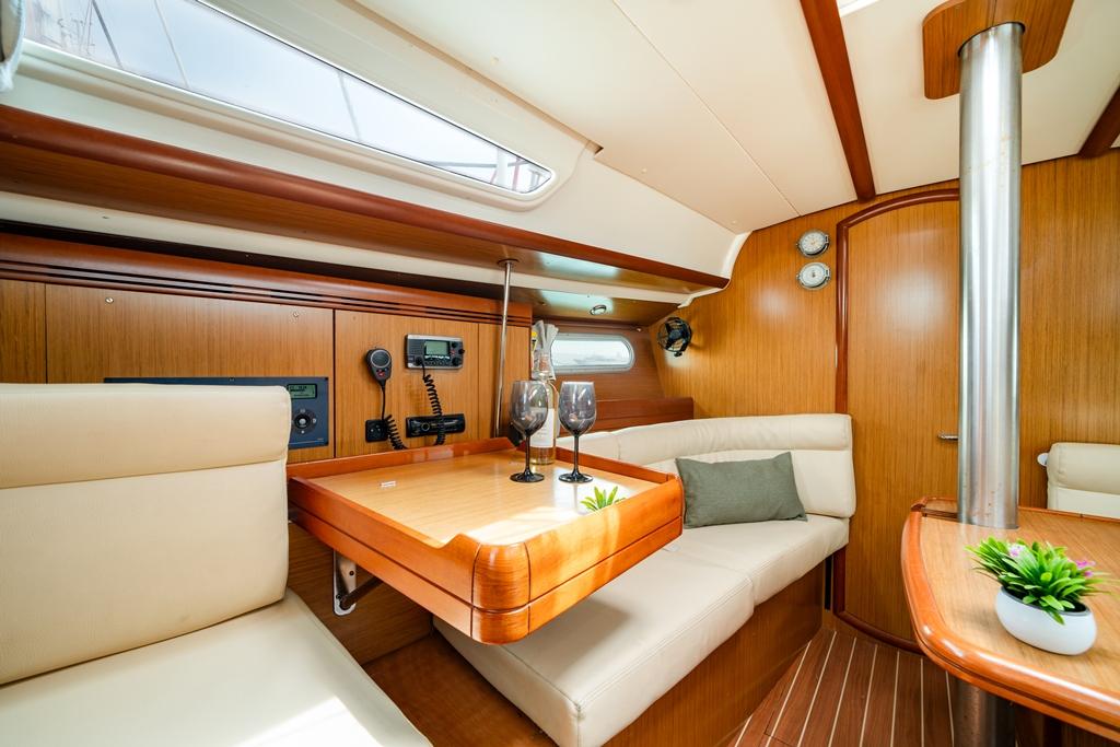 Sun Odyssey 36i, picture 11