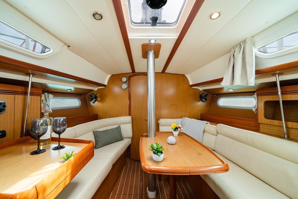 Sun Odyssey 36i, picture 4