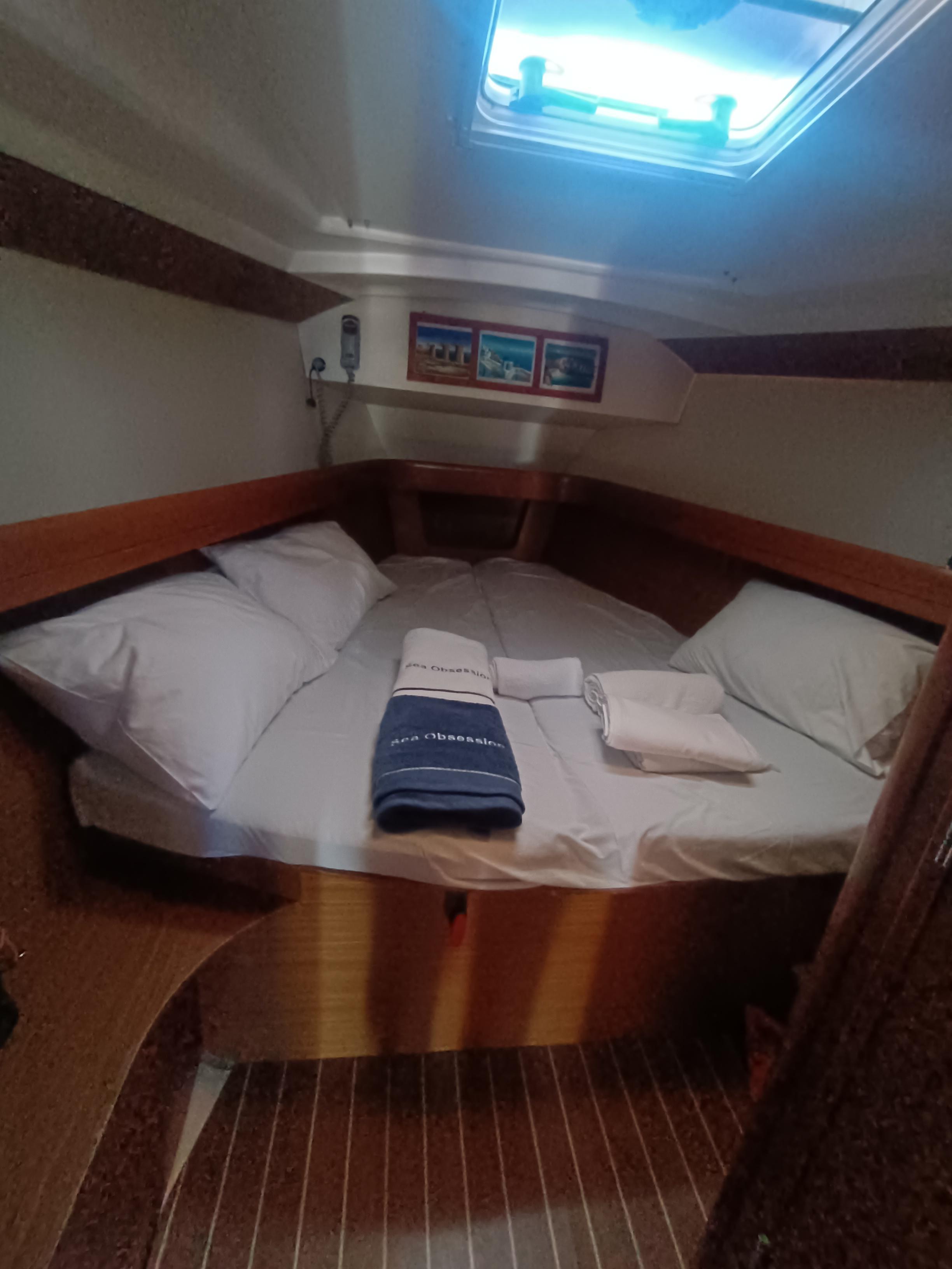 Sun Odyssey 42i, picture 10