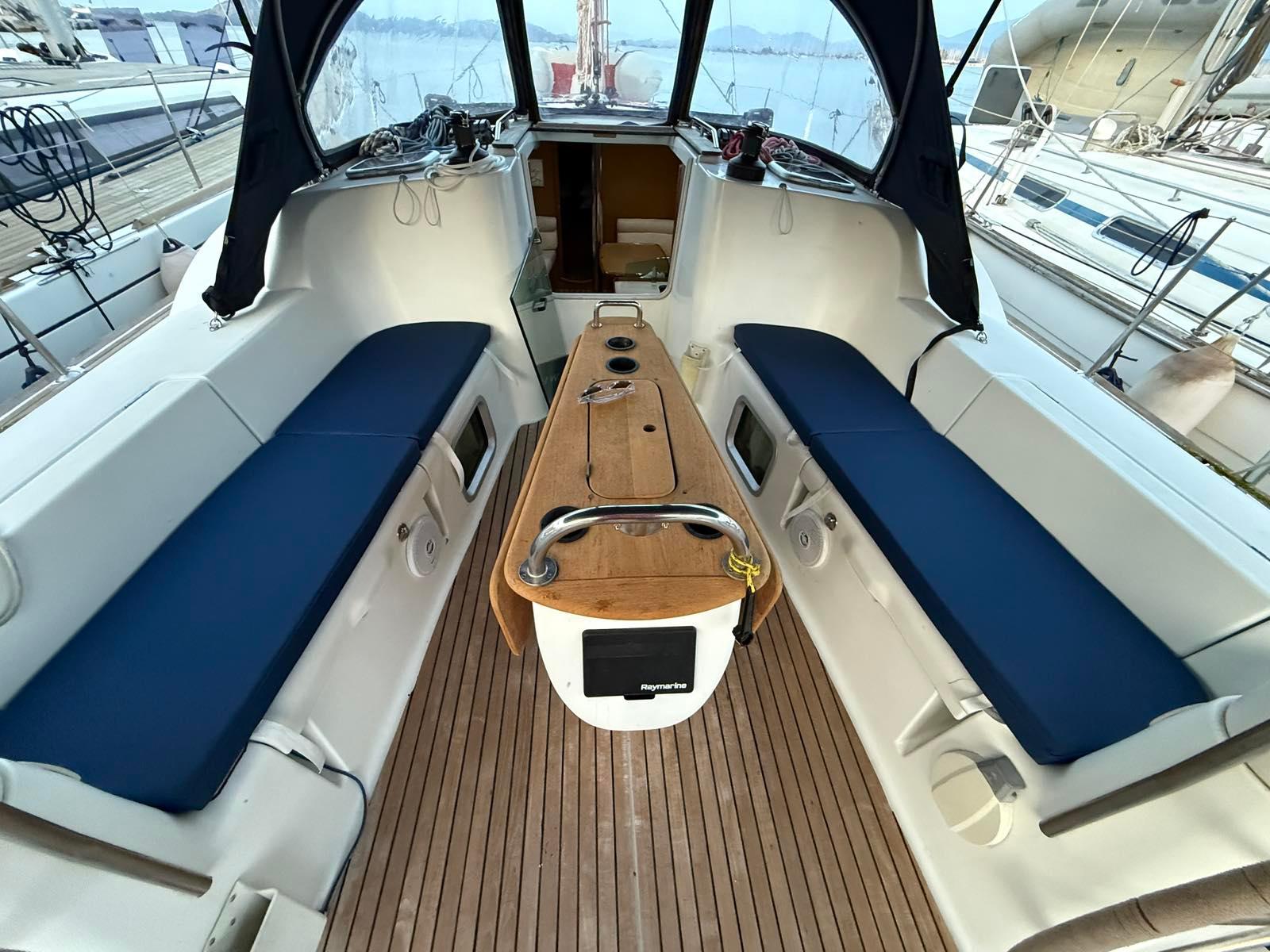 Sun Odyssey 42i, picture 6