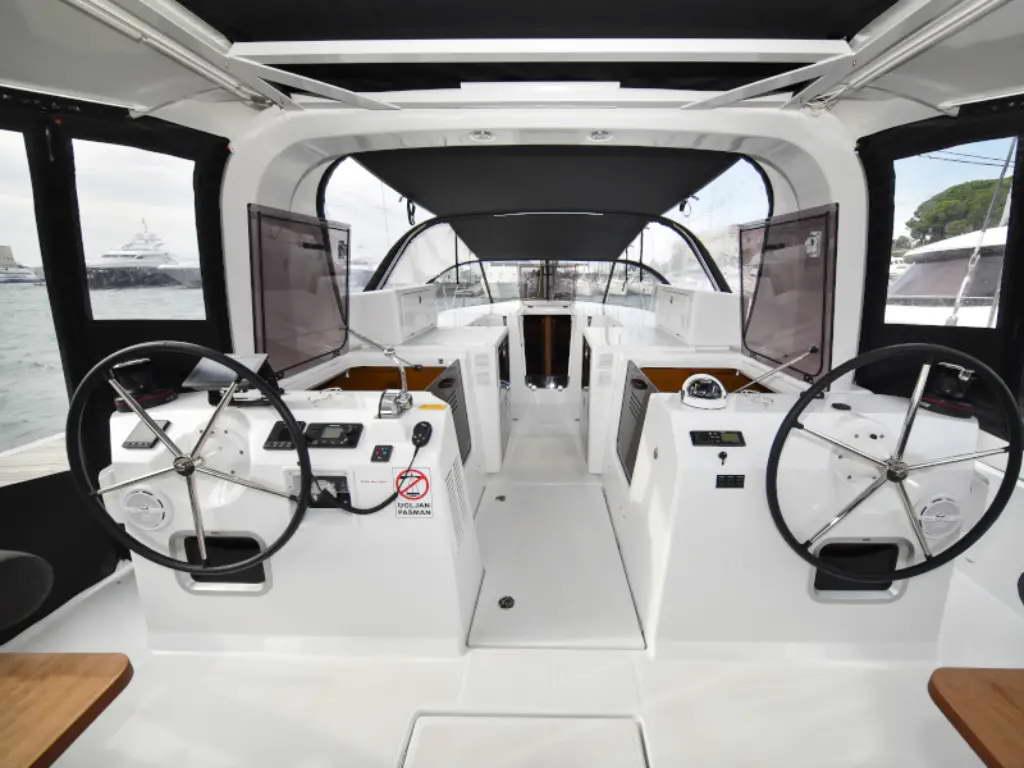 Sun Loft 47 - 6 + 1 cab. - New Horizons, picture 9