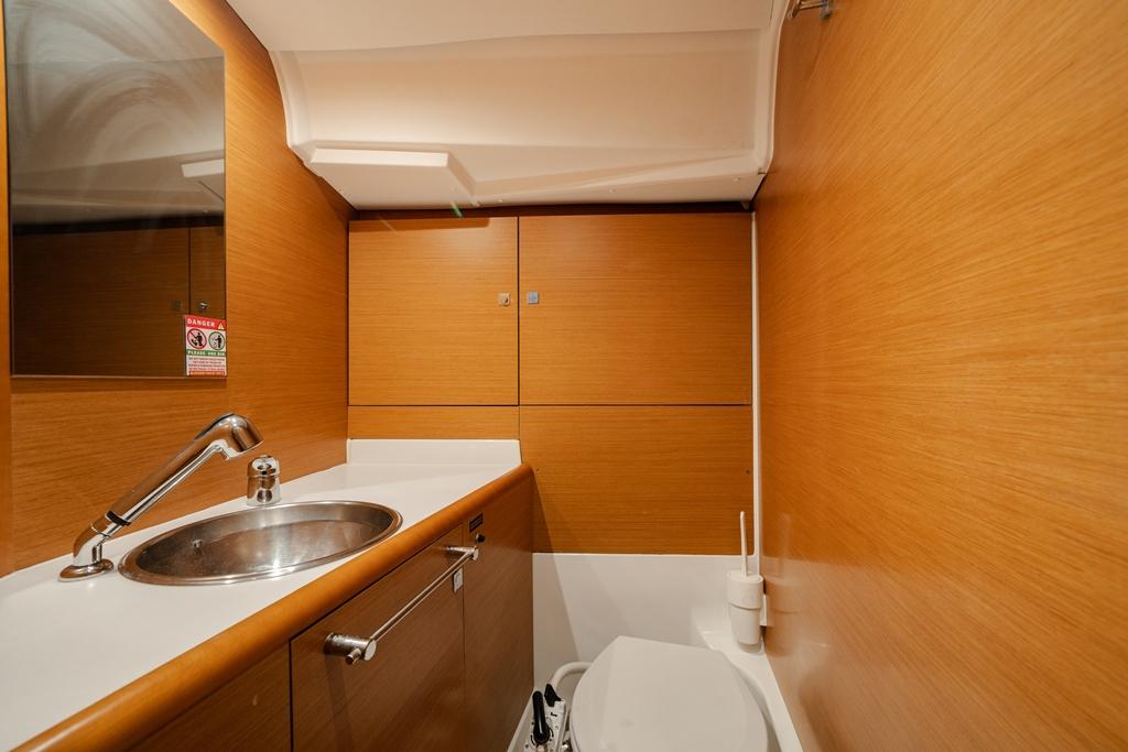 Sun Odyssey 409, picture 4